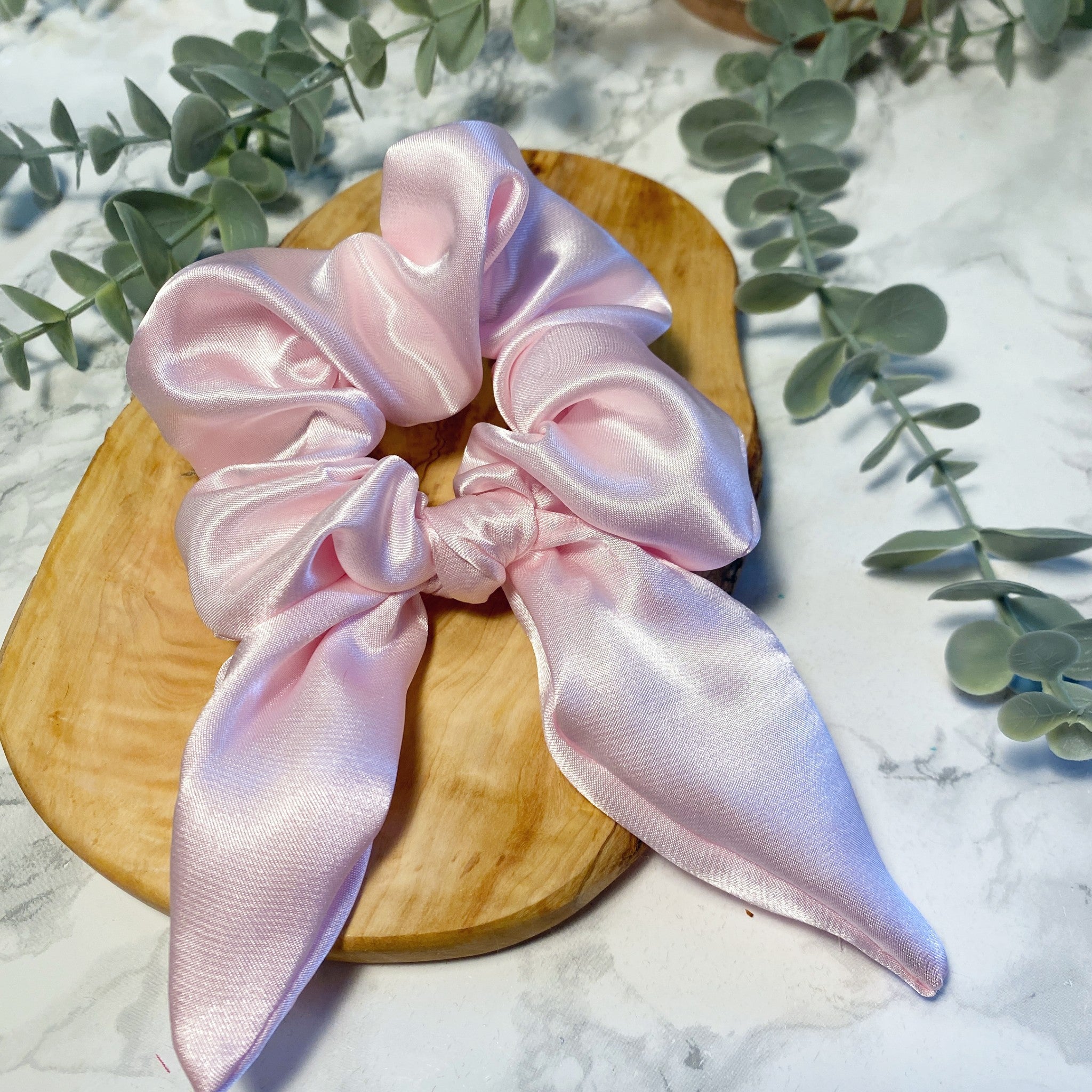 Feelin Knotty Scrunchie