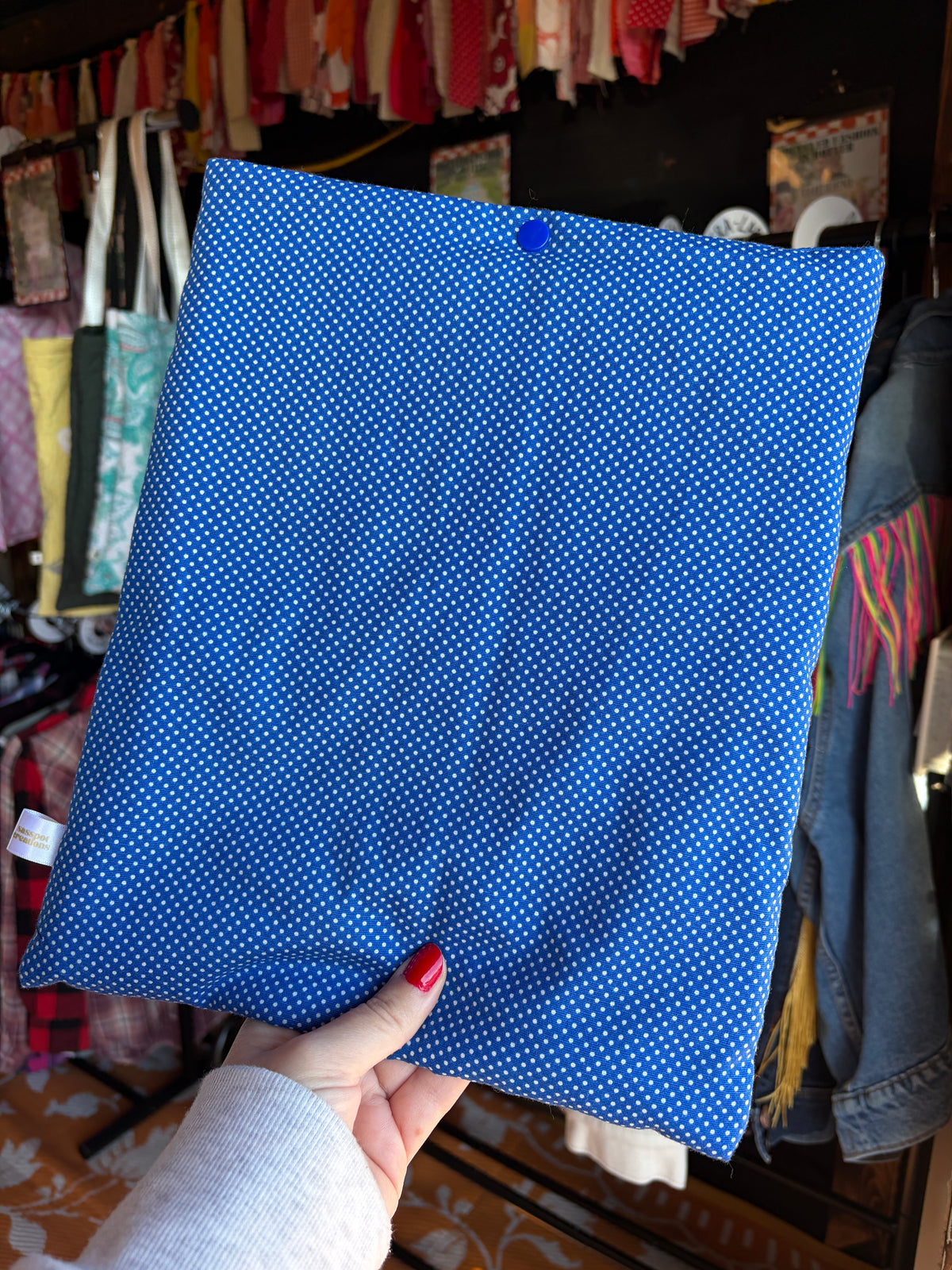 Adventure Awaits Book Sleeve