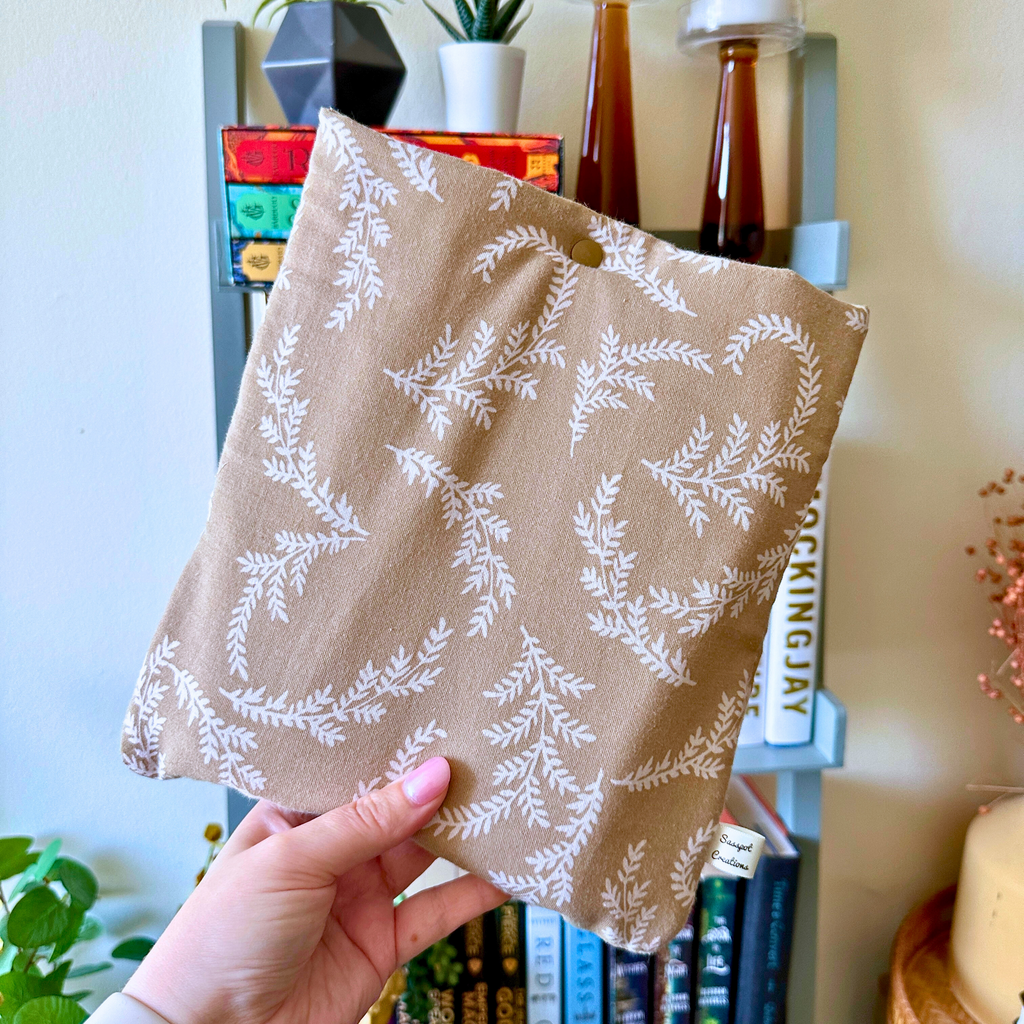 Adventure Awaits Book Sleeve