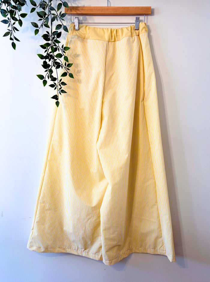Yellow Stripe
