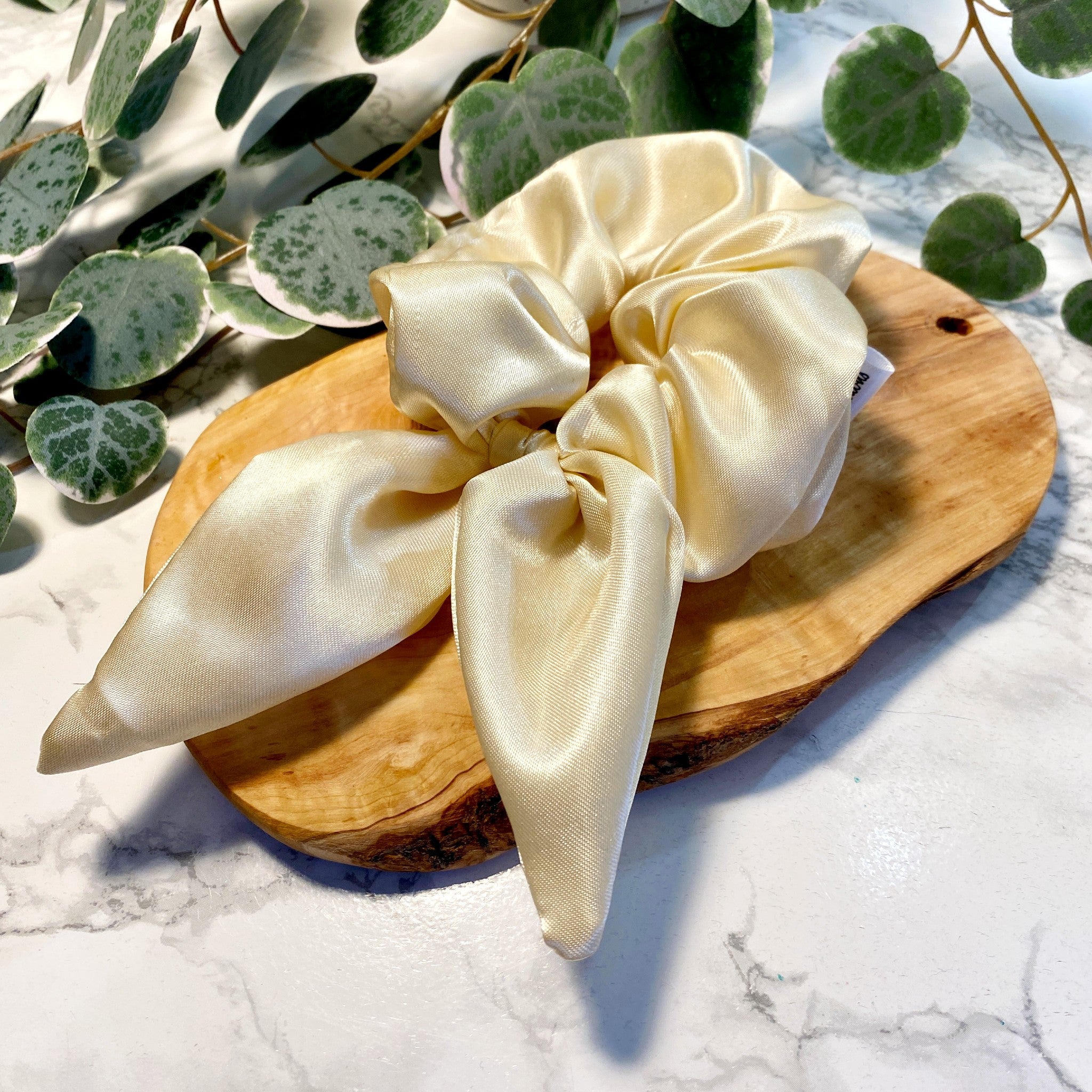 Feelin Knotty Scrunchie